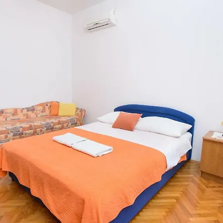 Anka Apartment Marina