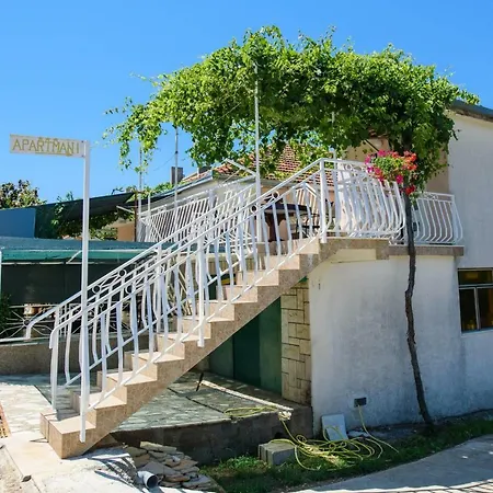 Apartment Anka Marina